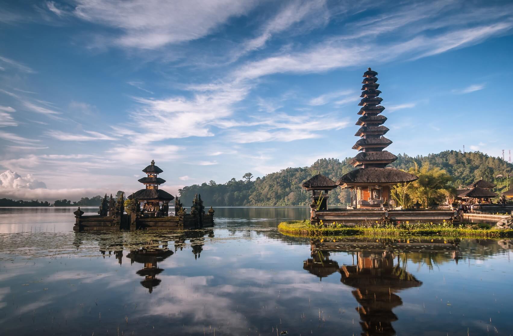 Top 6 Most Romantic Honeymoon Destinations in the World